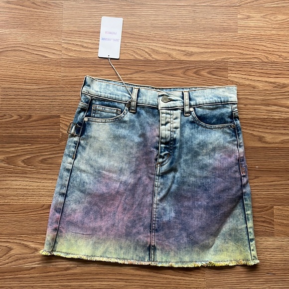NWT Zadig & Voltaire Juicy Tie And Dye Denim Mini Skirt Size 34 (Medium) - Picture 3 of 8